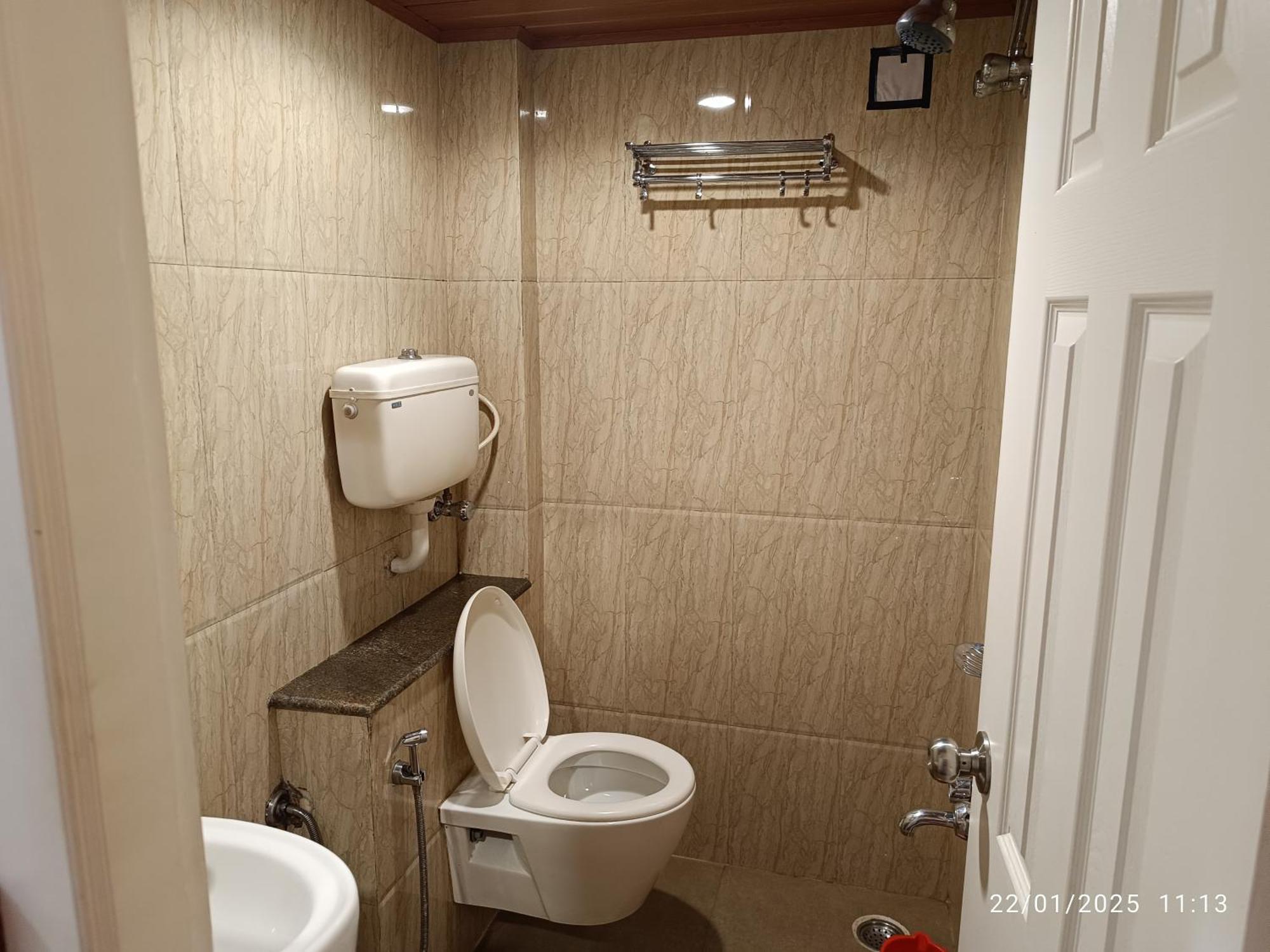 Garden Manor Hotel Udagamandalam Room photo