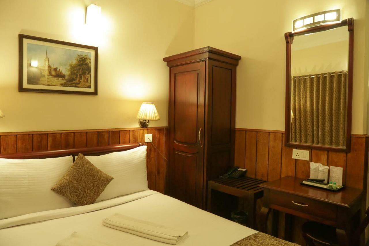 Garden Manor Hotel Udagamandalam Exterior photo